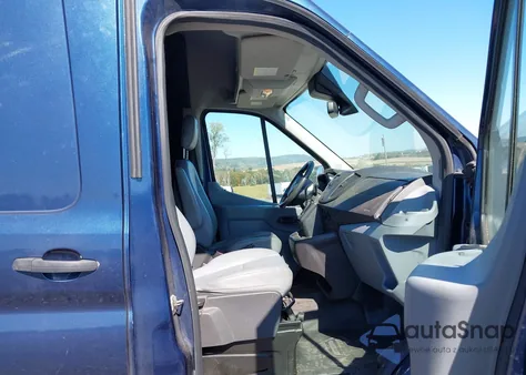 2015 Ford Transit-250 z USA, uszkodzony, nr VIN 1FTNR2XG6FKA52370